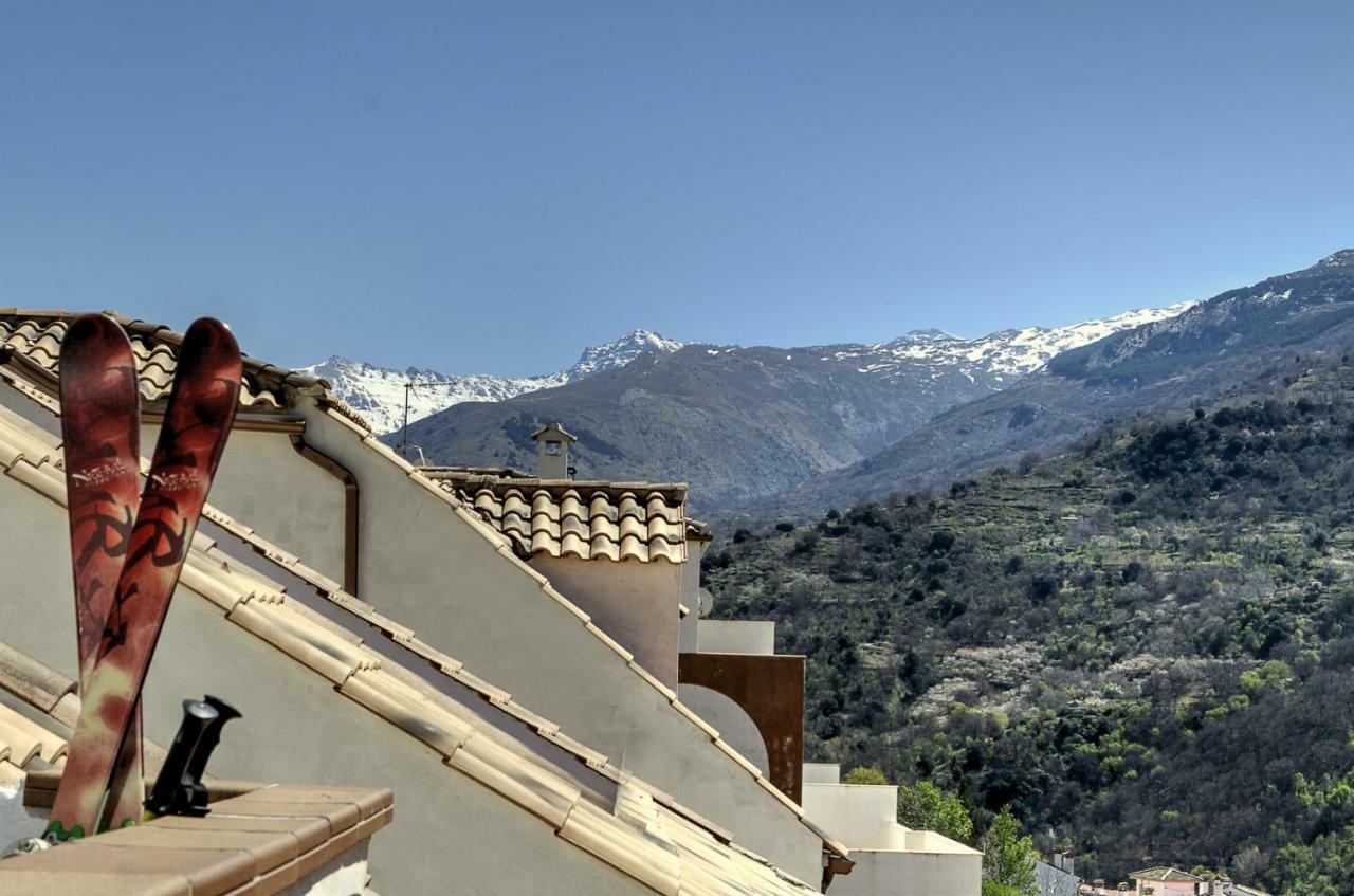 Atico Con Chimenea En Sierra Nevada-Gueejar Sierra Apartment Exterior photo